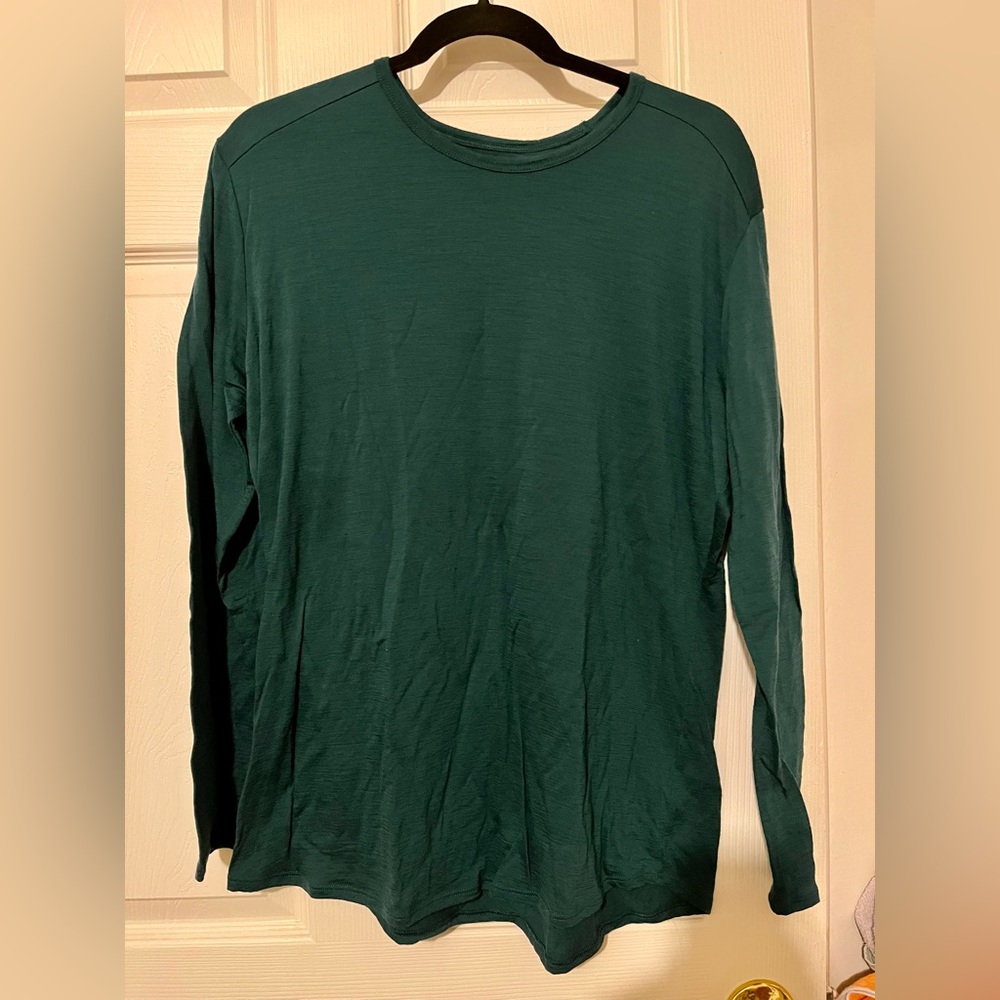 Segments Womens wool long sleeve top XL